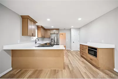 955 Oak Dale Drive, Xenia, OH 45385 - Photo 9