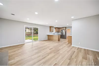 955 Oak Dale Drive, Xenia, OH 45385 - Photo 5