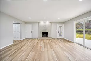 955 Oak Dale Dr, Xenia, OH 45385 - Photo 7