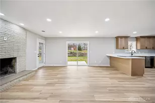 955 Oak Dale Dr, Xenia, OH 45385 - Photo 9