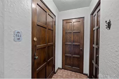 1211 Far Hills Avenue #202, Oakwood, OH 45419 - Photo 5