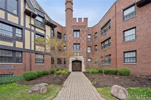 1211 Far Hills Ave, Oakwood, OH 45419 - Photo 1