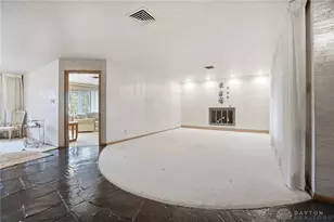 3698 Briar Pl, Dayton, OH 45405 - Photo 9