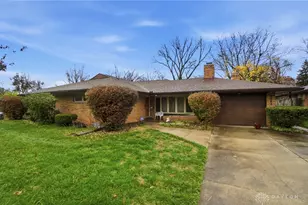 3698 Briar Pl, Dayton, OH 45405 - Photo 3