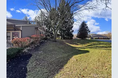 630 Hidden Valley Court, Fairborn, OH 45324 - Photo 7