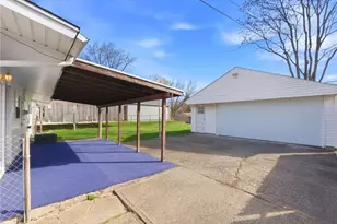 1176 Irmal Dr, Dayton, OH 45432 - Photo 5