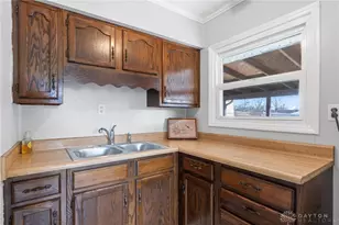 1176 Irmal Dr, Dayton, OH 45432 - Photo 5