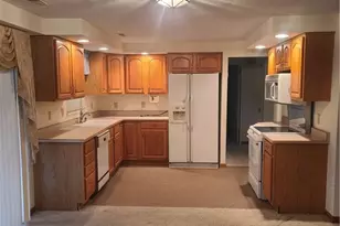 825 Brookfield Rd, Dayton, OH 45429 - Photo 7