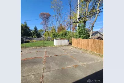 825 Brookfield Road, Dayton, OH 45429 - Photo 25