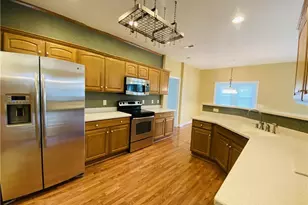 669 Carrick Dr, Dayton, OH 45458 - Photo 9