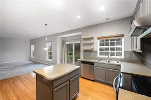 2093 Hatteras Ct, Miamisburg, OH 45342 - Photo 11