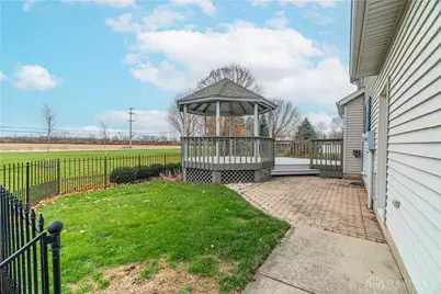 830 Pinehurst Drive, Tipp City, OH 45371 - Photo 37