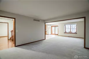 830 Pinehurst Dr, Tipp City, OH 45371 - Photo 7