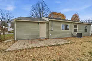 178 Dellwood Dr, Fairborn, OH 45324 - Photo 33