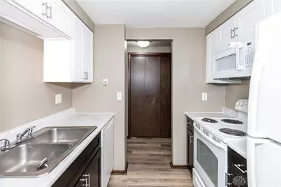 1792 Cherokee Drive #F, Dayton, OH 45449 - Photo 7