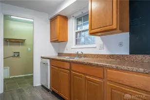 6773 Summerdale Dr, Huber Heights, OH 45424 - Photo 13