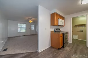 6773 Summerdale Dr, Huber Heights, OH 45424 - Photo 11