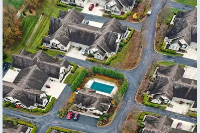 2042 Wentworth Village Drive, Bellbrook, OH 45305 - Photo 37