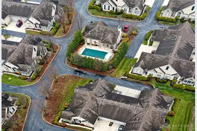 2042 Wentworth Village Drive, Bellbrook, OH 45305 - Photo 35