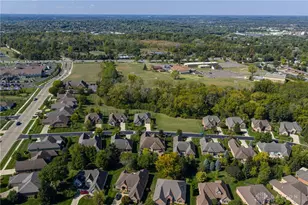 2350 Spring Rose Dr, Dayton, OH 45459 - Photo 43