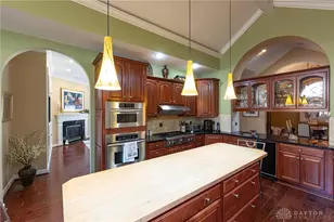 2350 Spring Rose Dr, Dayton, OH 45459 - Photo 15