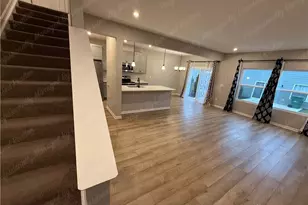 1640 Autumn Spice Pl, Sugarcreek Twp, OH 45459 - Photo 3