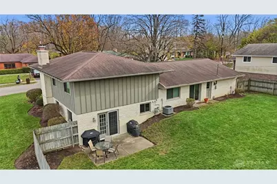 5801 Pondview Drive, Kettering, OH 45440 - Photo 3