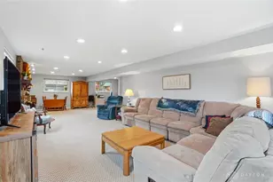 5801 Pondview Dr, Kettering, OH 45440 - Photo 43