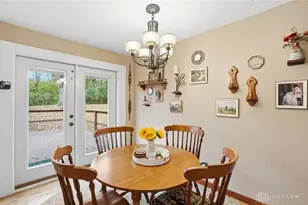 2113 Hilltop Rd, Xenia, OH 45385 - Photo 7