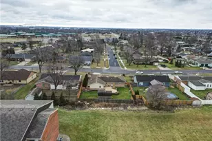 1310 Nottingham Dr, Greenville, OH 45331 - Photo 47