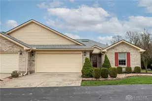 2014 Waterfall Ln, Vandalia, OH 45377 - Photo 3