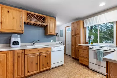 4227 Williamsport Drive, Beavercreek, OH 45430 - Photo 9