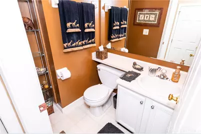 2370 Donamere Circle, Dayton, OH 45459 - Photo 9