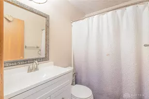 6044 Sean Cir, Blanchester, OH 45107 - Photo 13