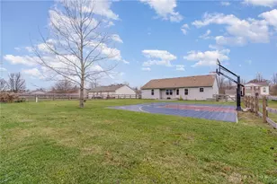 6044 Sean Cir, Blanchester, OH 45107 - Photo 15