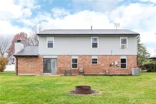 8581 Pinegate Way, Huber Heights, OH 45424 - Photo 39