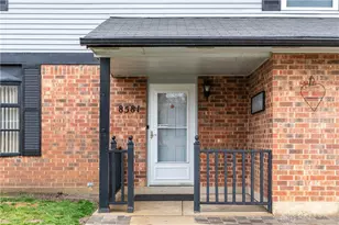 8581 Pinegate Way, Huber Heights, OH 45424 - Photo 3