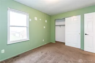 8581 Pinegate Way, Huber Heights, OH 45424 - Photo 35