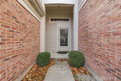 1124 Napa Ridge, Dayton, OH 45458 - Photo 7