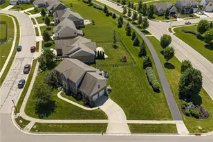 9372 Aspen Brook Ct, Clearcreek Twp, OH 45458 - Photo 71
