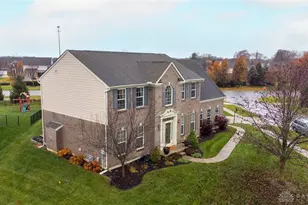 9372 Aspen Brook Ct, Clearcreek Twp, OH 45458 - Photo 3