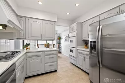 6031 Buggy Whip Lane, Centerville, OH 45459 - Photo 13