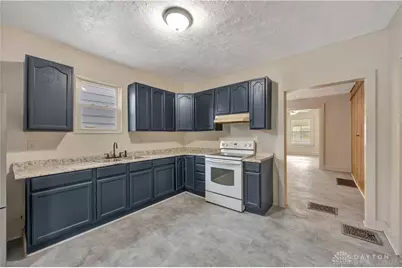 63 E Burton Avenue, Dayton, OH 45405 - Photo 11