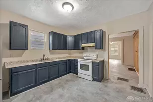 63 E Burton Ave, Dayton, OH 45405 - Photo 11