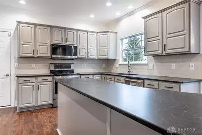 1270 Camden Trace, Beavercreek, OH 45434 - Photo 7