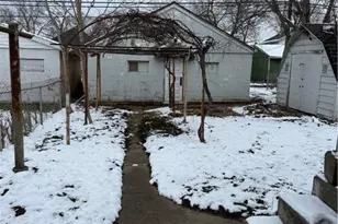 2109 Queen Ave, Middletown, OH 45044 - Photo 3