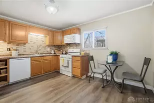 1745 Maple Ln, Beavercreek, OH 45432 - Photo 9