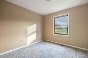 7601 Springdawn Dr, Trotwood, OH 45426 - Photo 13