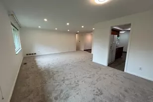 2272 Berrycreek Dr, Dayton, OH 45440 - Photo 11