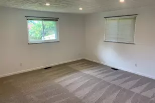 2272 Berrycreek Dr, Dayton, OH 45440 - Photo 15